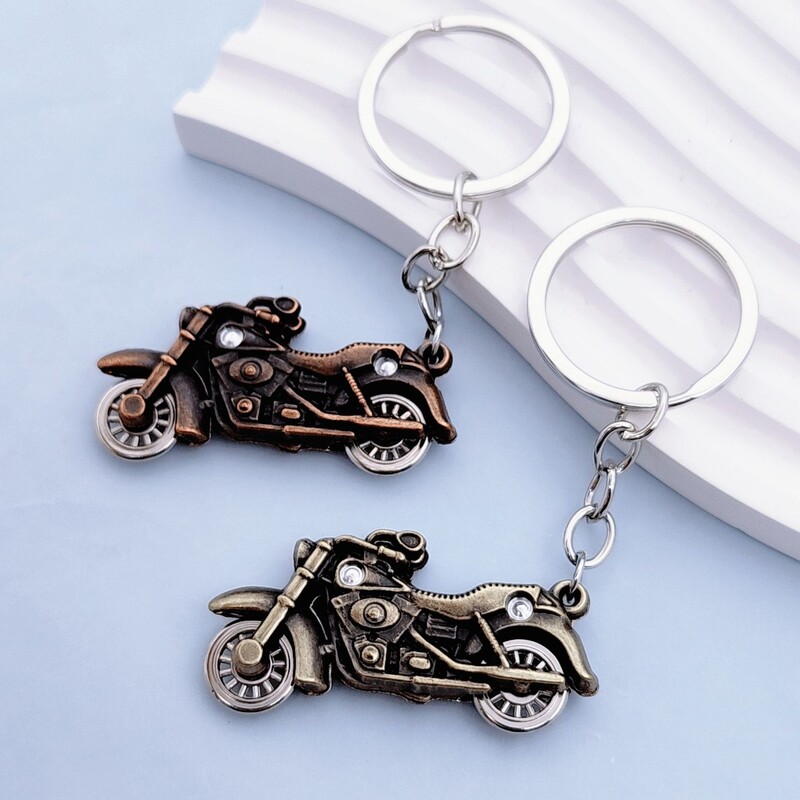 Jaunas modes radošās tendences motociklu atslēgu piekariņš vīriešiem sieviešu metāla jostas atslēgu piekariņš Labākā dāvana atslēgu piekariņš Auto atslēgu piekariņš rotaslietas dāvanas