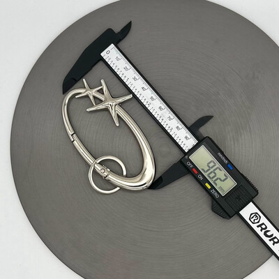 Breloc cu carabinier din metal răsucit, multifuncțional, pentru alpinism, inel pentru chei pentru mașină, rucsac gotic, decorare agățată în talie, bricolaj Y2K