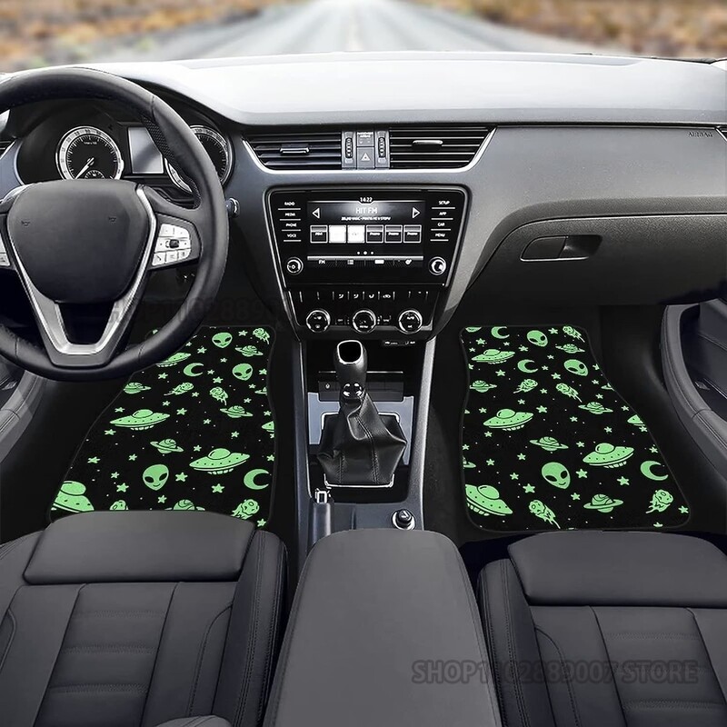 Green Alien Moon OZN Covorașe de podea pentru mașină față din spate Set complet de 4 covoare antiderapante din cauciuc pentru picior accesorii de interior pentru mașini