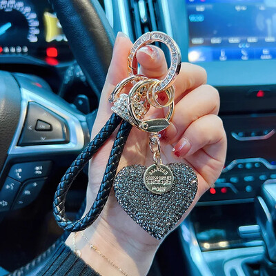 Lanț de chei de dragoste cu diamante complet frânghie din piele împânzită Lanț de chei pentru mașină în formă de inimă Pandantiv feminin rafinat Accesorii pentru mașini interior