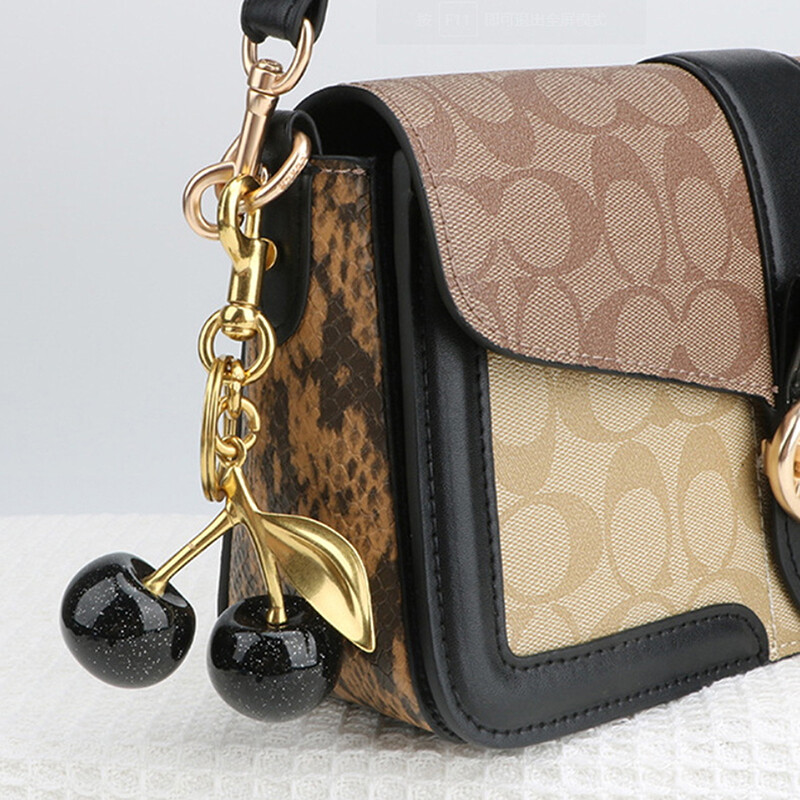 1 gab. Automašīnas ceļojumu soma piekariņi Vasaras ķiršu kulons atslēgu piekariņš melns ķiršu atslēgu piekariņš Aksesuāri vīriešiem Sieviešu rotaslietas dāvanas