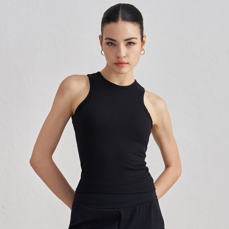 Ērta, rievota, bezpiedurkņu, sviesta, mīksta sieviešu virspuse ar augstu kakla izgriezumu, slaida, ikdienas vidukļa garuma joga skriešanas veste četros virzienos.