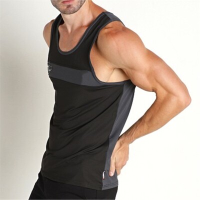 Vīriešu tīklveida suņu ķepas SexyMan Play guļamveļa Muskuļu vingrošanas veste Kultūrisms Bezpiedurkņu krekls Singlets RT Fitnesa Apģērbs