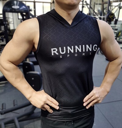 Bărbați Bodybuilding Glugă Tank Tops Antrenament de gimnastică Fitness Cămașă fără mâneci elastică cu uscare rapidă Vestă de alergare Glugă sport pentru bărbați 2022