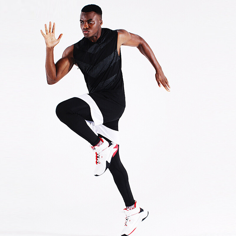 Vyrų bėgimo liemenė su gobtuvu Nauji vasaros sporto salės treniruokliai be rankovių marškinėliai ledo šilko kūno rengybai kūno rengybos viršutinės dalies elastingi treniruočių viršus su gobtuvu