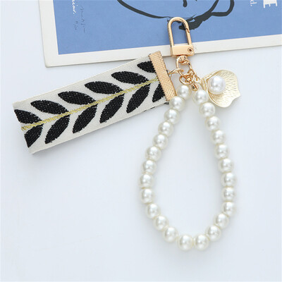 Breloc elegant din perle artificiale Bratara din coajă din frunze Breloc cu pandantiv pentru femei Decor de zi cu zi pentru geanta Charm Breloc pentru mașină Cadou de aniversare