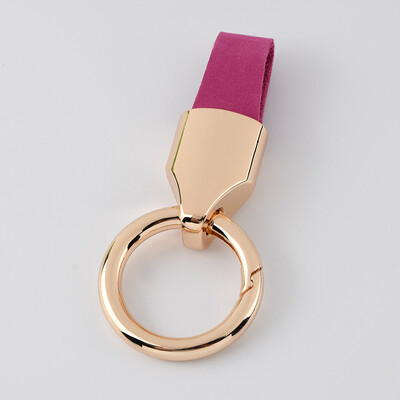 Luksusa vīriešu sieviešu atslēgu piekariņi Modes atslēgu piekariņi, izturīga āda automašīnas atslēgu piekariņa turētājam pakavu sprādzes dāvanu aksesuāri