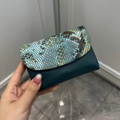 Portofel scurt din piele de vacă, cu model de șarpe, în 10 culori