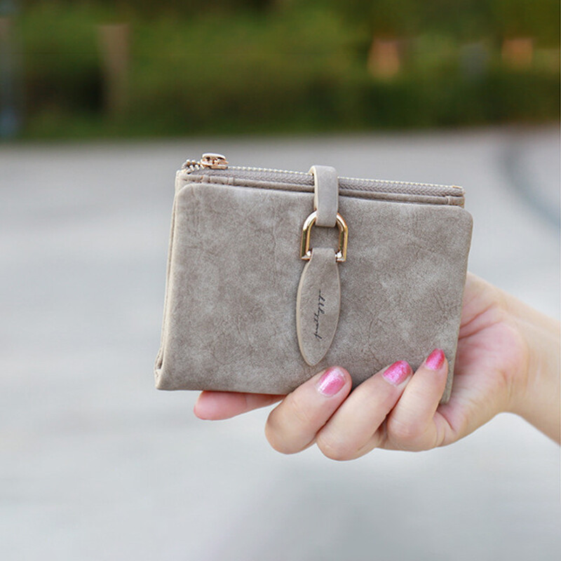 Modne ženske kratke torbice 2023 Vintage PU kožna ženska torbica sa kopčom Kratki clutch novčanik Mali mat ženski novčanik Ženska torbica