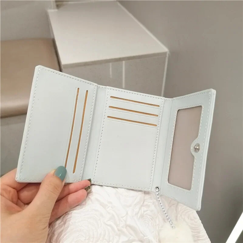 Populārs jauks maka putu apdruka Truša monētu maciņš Matains lodīšu kulons trīs salokāmi maka karšu turētājs meitenei multfilma sajūgs