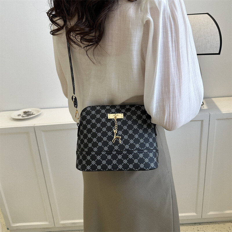 PU ādas sieviešu plecu soma Sieviešu briežu kulons rokassomas meitenei maza krusteniska soma Modes apvalka forma kurjera soma Bolsos