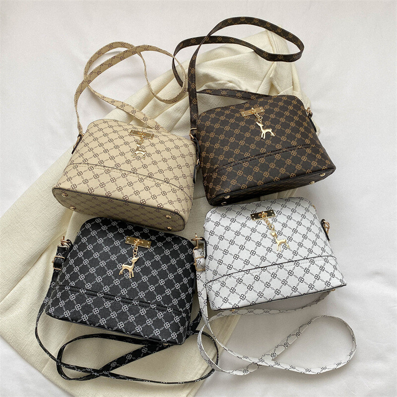 PU ādas sieviešu plecu soma Sieviešu briežu kulons rokassomas meitenei maza krusteniska soma Modes apvalka forma kurjera soma Bolsos