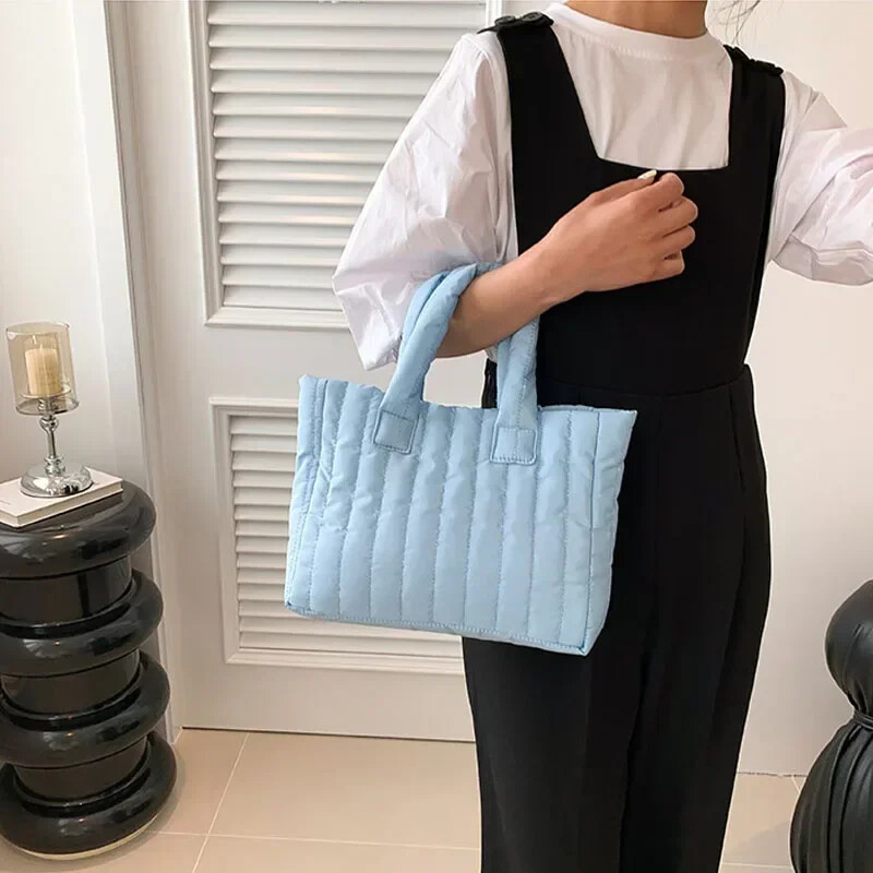 Sieviešu vienkrāsaina kokvilnas polsterēta soma, stepēta soma ar augšējo rokturi.