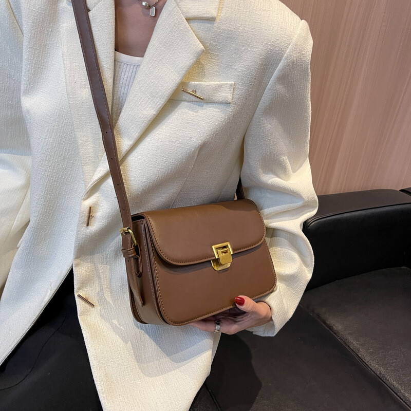 Geantă pătrată mică cu cataramă elegantă, pentru femei, primăvară 2025, geantă crossbody cu textură la modă nouă, geantă de umăr versatil din PU pentru navetă