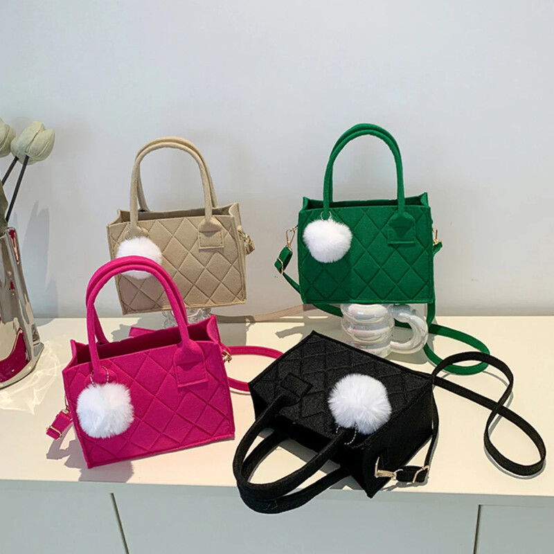 Genți de mână mici, pătrate, pentru femei, noi, simple și versatile, ocazionale, la modă, pentru fete, genți de umăr din pâslă, 2024