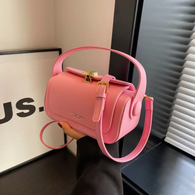 Geantă de umăr neagră clasică Genți de mână reversibile, retro, pătrate, 2024, noi Genți de mână cu clapă din piele texturată de mare capacitate