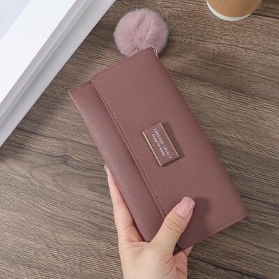 Jauns modes burtu matu bumbiņu dekors ar garu maka monētu kabatas garu maku, divkāršu sieviešu maku ar vairāku karšu slotu un ID logu