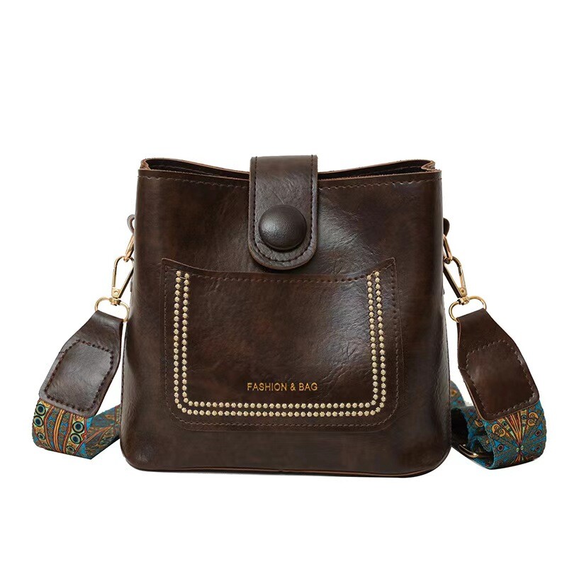 Vintage egyszerű PU bőr vödör Crossbody táskák nőknek Luxus Designer Handbagt Lady Black válltáska