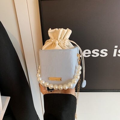 Geantă din talie cu perle Geantă de mână cu lanț de modă Cadouri Geantă de mână cu șnur, vintage, cu umăr, geantă mică pătrată din piele PU