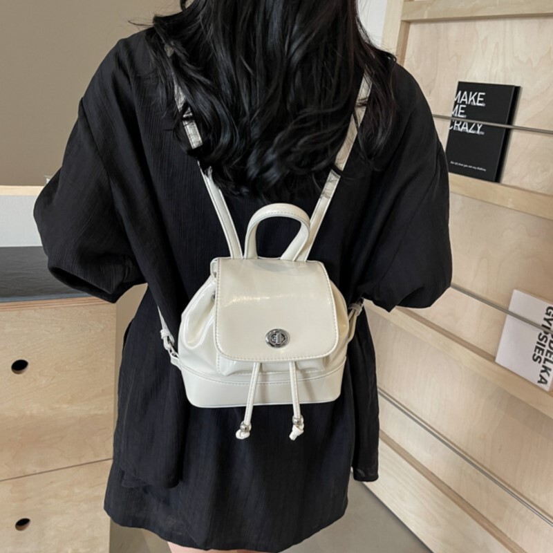Mini Pu ādas mugursoma sievietēm 2024 Y2K korejiešu vienkārša studentu skolas soma ikdienišķa retro melna sarkana modes ceļojumu mazas mugursomas