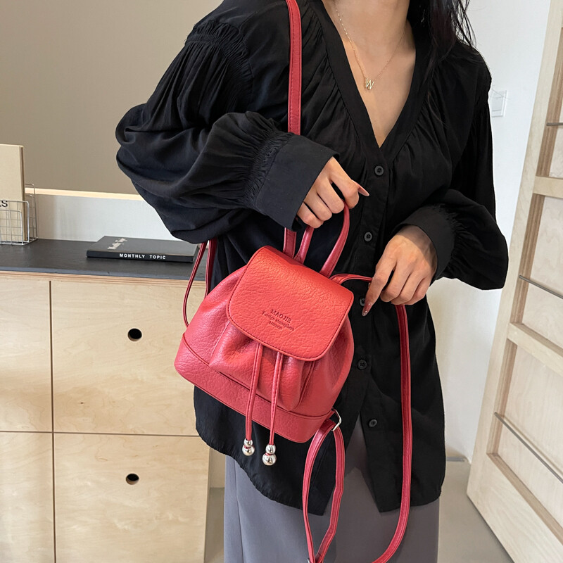 LEFTSIDE Candy Color sieviešu jaukas mazas Pu ādas mugursomas 2024 Y2K korejiešu modes vienkrāsu mugursoma sievietēm ceļojumu mugursomas