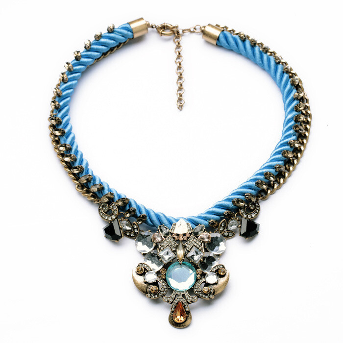 Eiropas un Amerikas pārspīlēti retro džemperu ķēdes sieviešu gara temperamenta personības kaklarotas rotaslietas