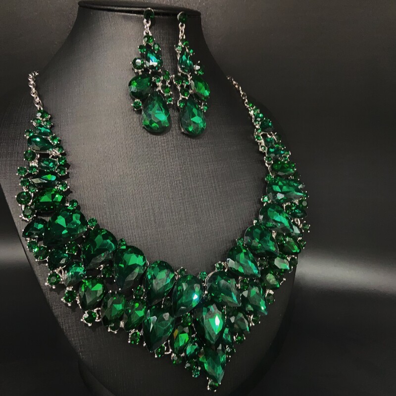 Eiropas un Amerikas pārspīlēto līgavu rotu komplekts, kaklarota, auskari, afrikāņu kaklarota, kleita, vakara sieviešu aksesuāri, vairumtirdzniecības ražotājs