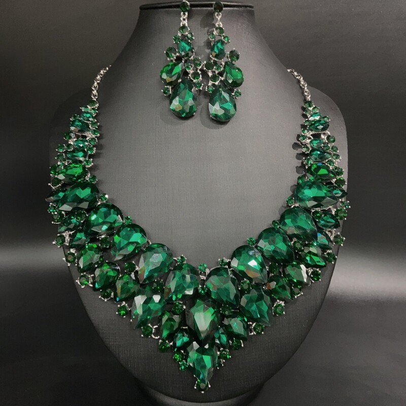 Eiropas un Amerikas pārspīlēto līgavu rotu komplekts, kaklarota, auskari, afrikāņu kaklarota, kleita, vakara sieviešu aksesuāri, vairumtirdzniecības ražotājs