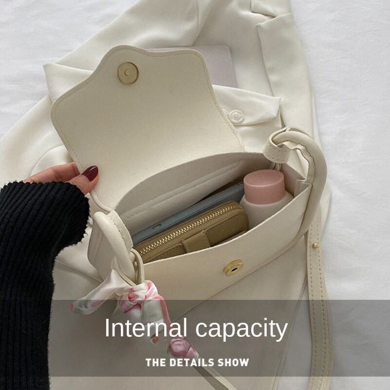 Slatke ženske male četvrtaste torbe na rame sa slatkim ljubavnim srcem Modna ženska torbica Jednostavna ženska torbica preko ramena sa šalom