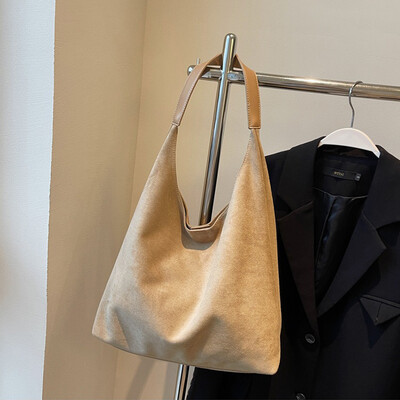 Genți retro pentru femei de toamnă și iarnă, de vânzare fierbinte, geantă de umăr din piele intoarsa, geantă de mare capacitate pentru subrat.