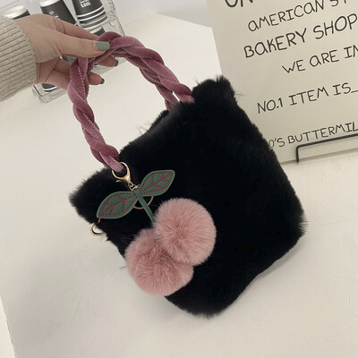 Genți de mână pentru femei, la modă nouă, de iarnă, pentru doamnele cu blană, poșetă de pluș moale, genți de umăr, geantă de mesager cu pandantiv de cireșe.
