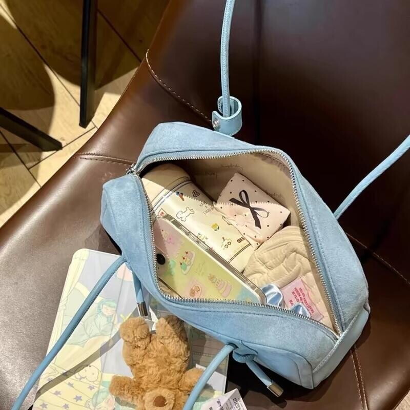 Korejiešu modernas lielas ietilpības plecu somas Modes PU ādas rokassomas Sieviešu Bostonas somas Vasaras padušu somas braucieniem