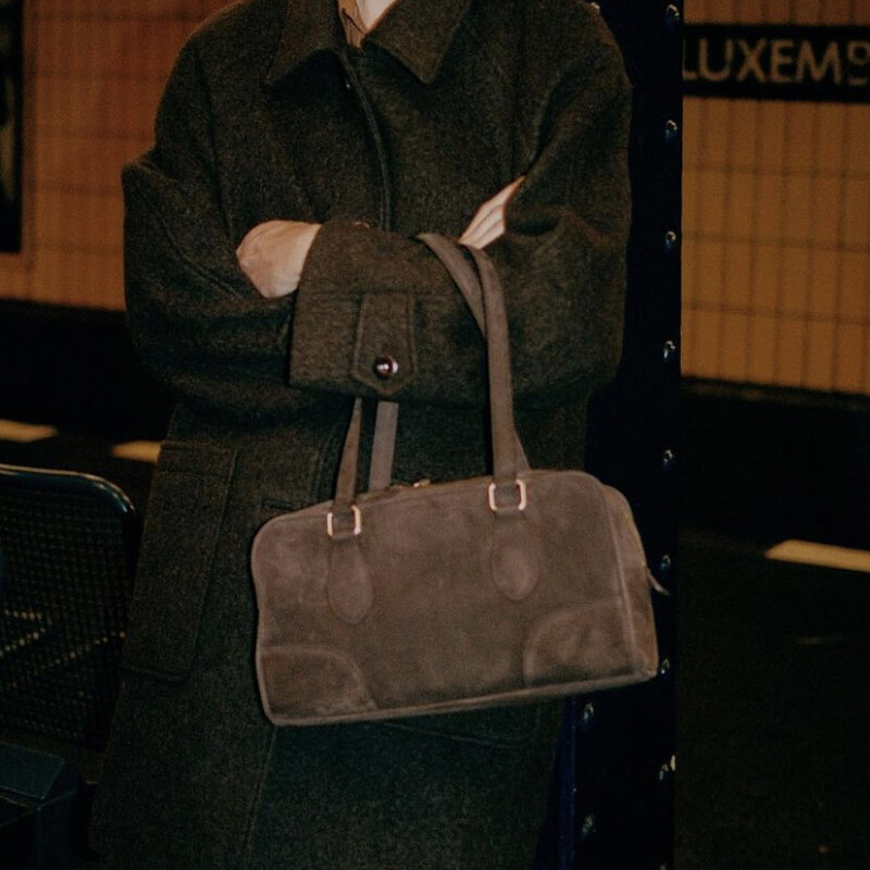 Geantă de mână vintage pentru femei Genți de umăr și posetă de designer de lux 2023 Nou în PU din piele intoarsa artificială geantă în stil Boston, mică