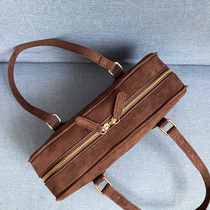 Geantă de mână vintage pentru femei Genți de umăr și posetă de designer de lux 2023 Nou în PU din piele intoarsa artificială geantă în stil Boston, mică