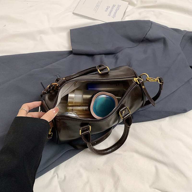 Geantă de umăr cu pernă nouă pentru femei, geantă de mână retro roșie Boston, geantă de cumpărături, geantă crossbody din piele PU de capacitate mare