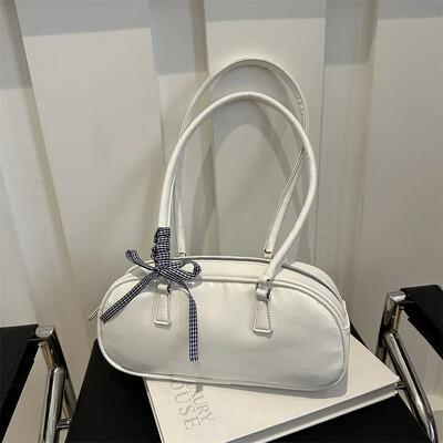 Lielas ietilpības sudraba soma Sieviešu pārnēsājama spilvenu soma, kas piemērota pleciem padušu soma Sieviešu rokassomiņa Ikdienas Bostonas somas