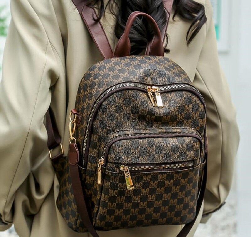 Jaunas augstas kvalitātes mīkstas ādas vintage mugursomas Sieviešu ar burtiem apdrukātas dizaina plecu somas Lielas ietilpības ceļojumu mugursoma