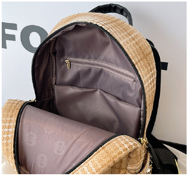 Nove modne korejske najlonske putne naprtnjače velikog kapaciteta Ženske dizajnerske torbe na rame sa zakovicama Totes Školska torba Ležerni ruksak