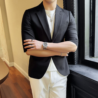 Visokokvalitetno ljetno odijelo za 2024. Muško odijelo s rukavima na sedam točaka, elegantno i zgodno s tankim, hladnim, prozračnim odijelom na pruge M-5XL