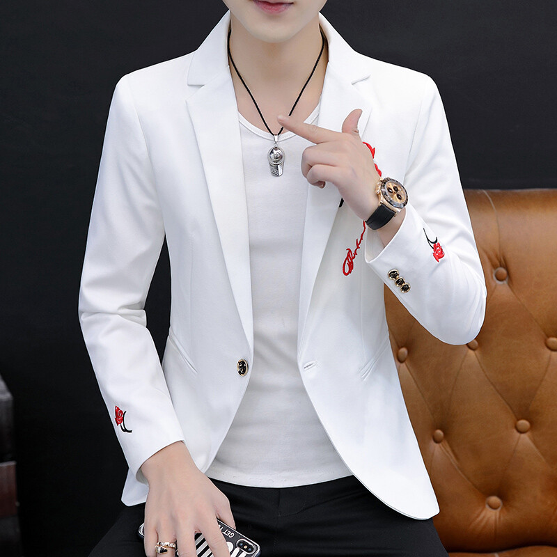 Nova eksplozivna proljetna, tanka, ležerna, zgodna vezova modna muška odjeća koja se podudara sa stilom jedne zapadne osobnosti