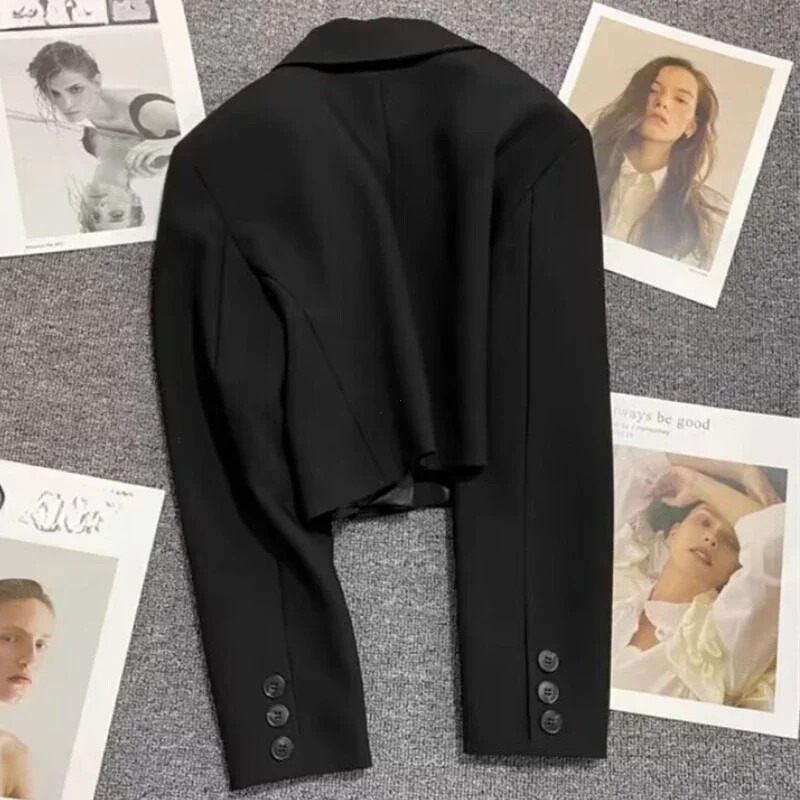 Blazere decupate negre Tendință pentru femei 2024 Nou Jachetă crop cu guler crestat femei coreeană șic haină de costum cu un singur buton