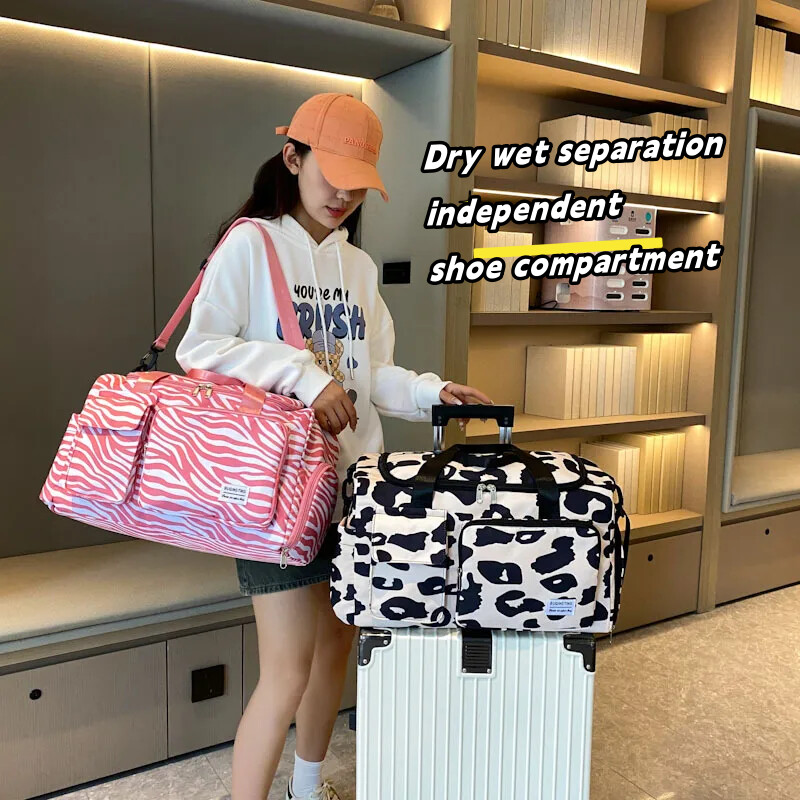 Ceļojumu soma Sieviešu rokassomiņa Leopards Zebra maskēšanās Ūdensizturīgs Liels Velmes stieņa Iekāpšana Fitness Sausa Slapja Atdalīšanas Bagāžas Soma