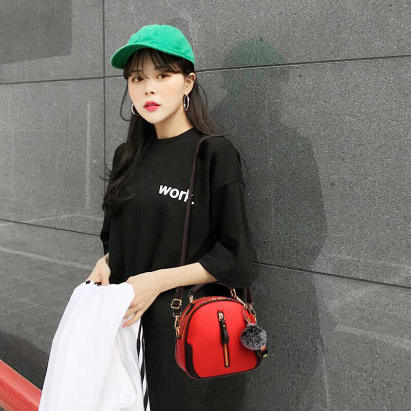 Luksuzna mala ženska torba od PU kože, moderan privjesak s krznenom loptom, dizajnerska torba preko ramena