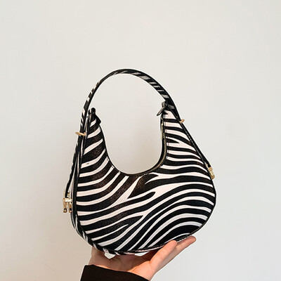 Nova torba na rame s kravljim uzorkom za proljeće/ljeto Svestrana ženska torba Personalizirana torbica ispod pazuha s korejskim uzorkom leoparda