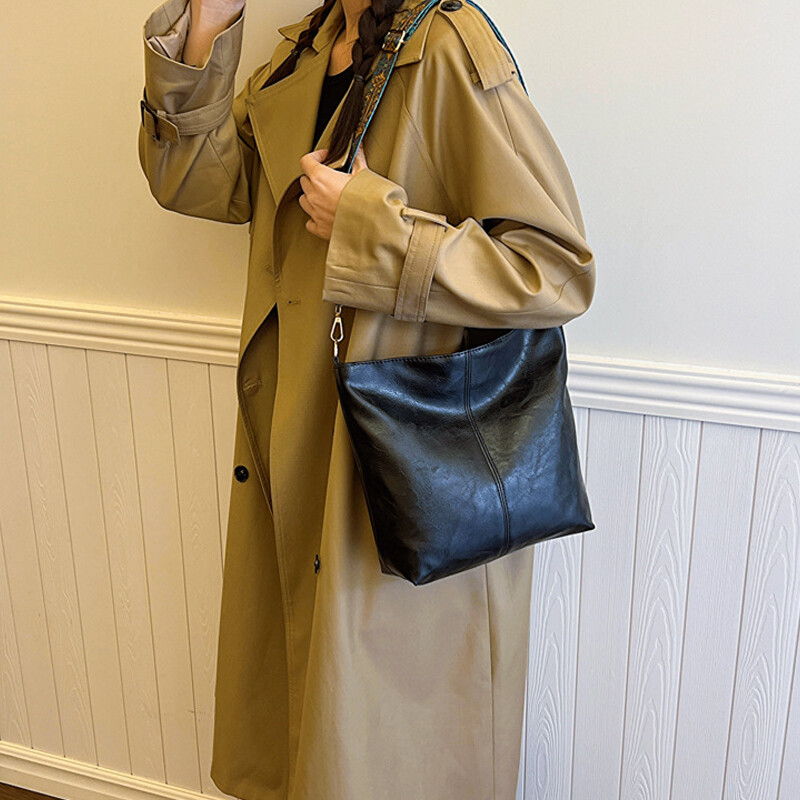 Geantă de mare capacitate pentru femei, geantă nouă de umăr, retro, versatilă, cu bandă largă, cu bandă largă, cu curea geometrică, geantă hobo, geantă de cumpărături