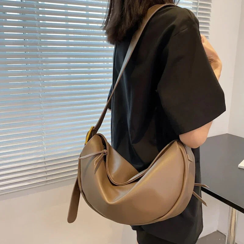 Genți crossbody pentru femei Genți de mână de lux de capacitate mare Genți de umăr moi, solide, pentru femei, geantă de călătorie ocazională Sac vintage nou