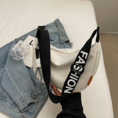 2025. gada jauna modes krustojuma soma, vienkārša, plata plecu siksnas dizaina viena plecu soma oriģinālā stila pārvietošanās klimpu sieviešu soma