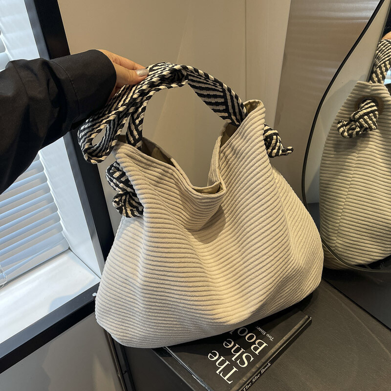 Geantă de umăr casual din velur, geantă de mână minimalistă de culoare uni, geantă retro perfectă