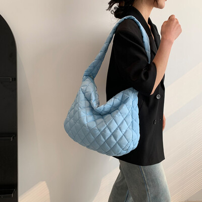 Geantă vintage de nailon pentru femei, cu umăr la subrat