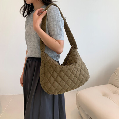 Geantă vintage de nailon pentru femei, cu umăr la subrat